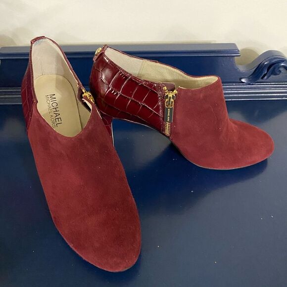Michael Kors Merlot Suede “Sammy” ankle boot Size 7.5 - Picture 1 of 8